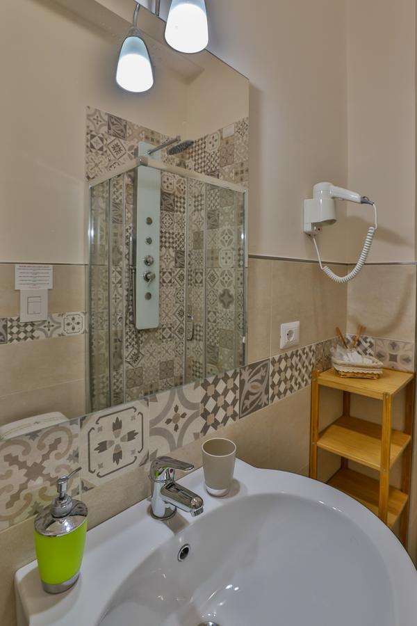 サレルノ Residenza Eleonora Bed & Breakfast エクステリア 写真