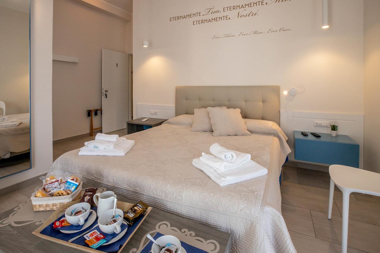 サレルノ Residenza Eleonora Bed & Breakfast エクステリア 写真
