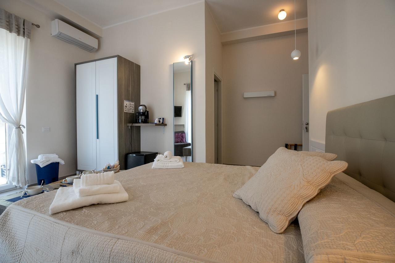 サレルノ Residenza Eleonora Bed & Breakfast エクステリア 写真