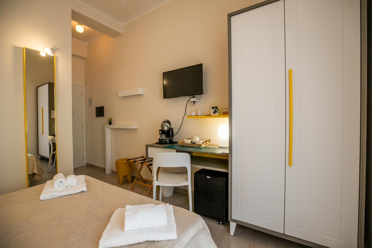 サレルノ Residenza Eleonora Bed & Breakfast エクステリア 写真