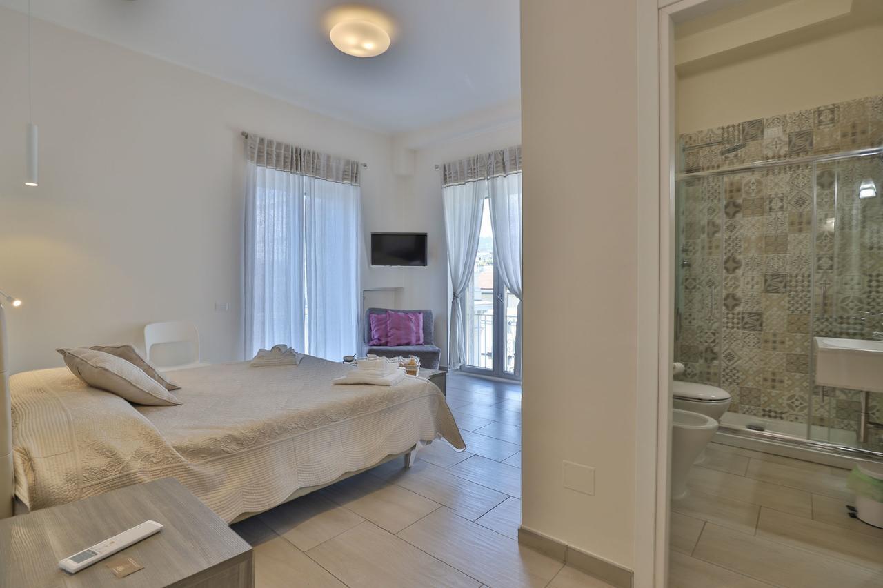 サレルノ Residenza Eleonora Bed & Breakfast エクステリア 写真